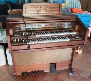 Organo elettronico Elka artist 707