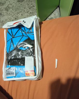 guanti da portiere