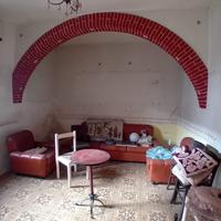 Casa indipendente con garage e cortile