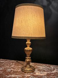 Lampada legno dorato