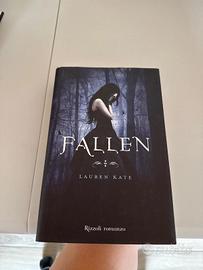 Fallen - Lauren Kate