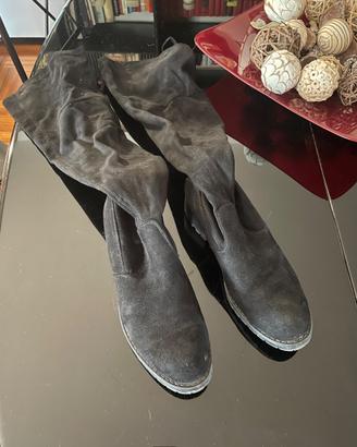 Stivali alti da donna "morbidi" n. 38