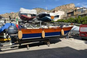 Gozzo planante in legno yamaha 100 cv