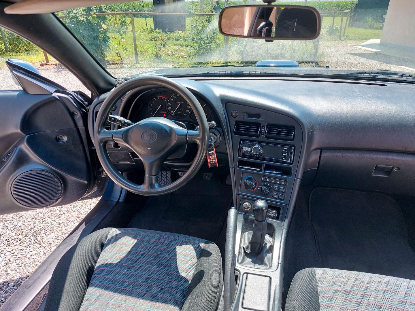 Toyota Celica 1985 photo 4