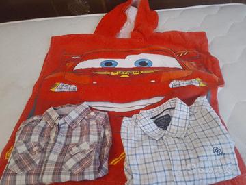 Lotto due camicie e accappatoio Cars taglia 2 anni