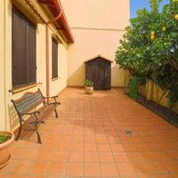 Casa indipendente con cortile privato
