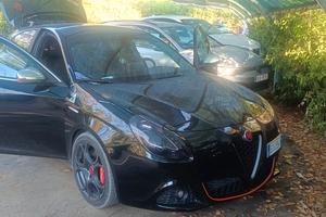 Giulietta quadrifoglio verde 