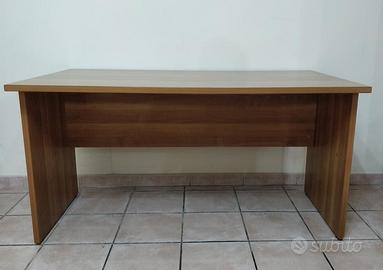 Scrivania 140 x 80 x 72