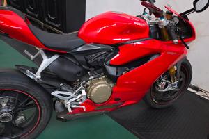 ducati panigale 1299s