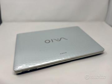 Sony VAIO 15,6" SSD 256GB Windows 10