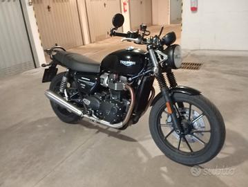 Triumph Speed twin 900