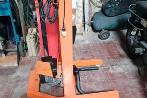 cric elettrico per officina