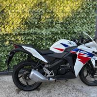 Honda CBR125R