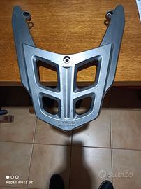 Portapacchi per Kymco People S 125 e 200