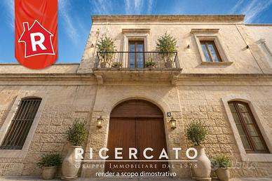 Villa di 350 m² con più di 5 locali e box auto a L
