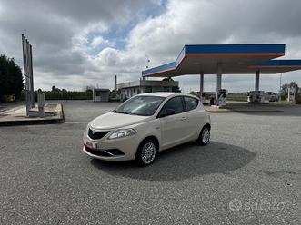 Lancia Ypsilon 1.3 MJT 16V 95 CV 5 porte S&S Silve