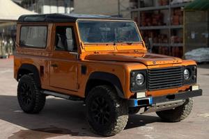 Land Rover Defender 90 4x4 — Ex Carabinieri