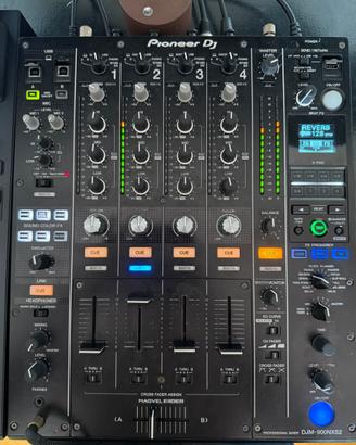 Pioneer DJM 900 nxs 2 + Flight Case E Decksaver