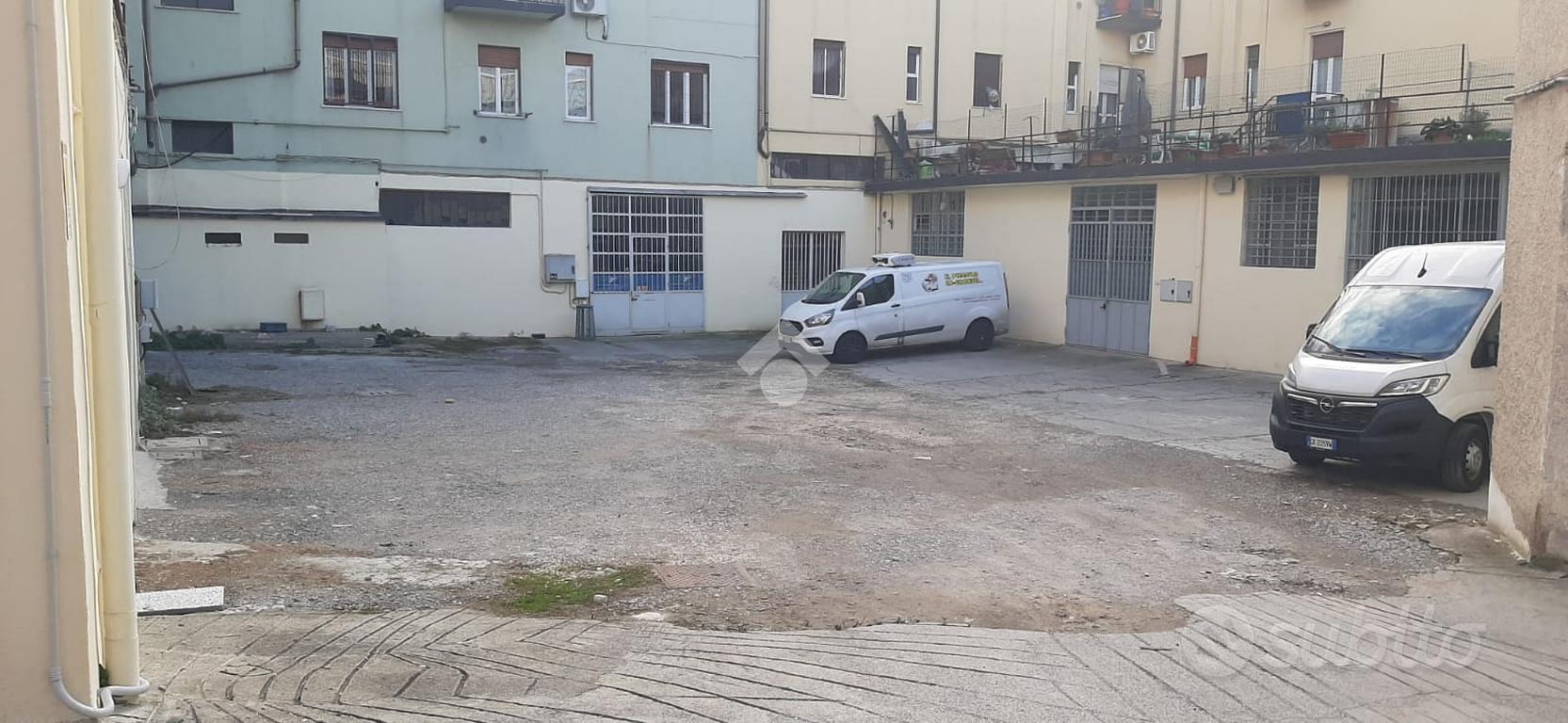 MAGAZZINO A BRESCIA