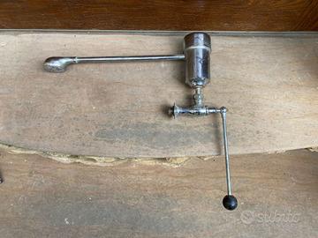 Antico doccino per acqua calda regolatore manuale