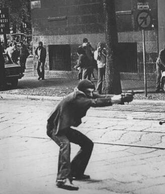 LIBRI POLITICA TERRORISMO CORRUZIONE