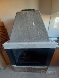 Caminetto modello refrattario