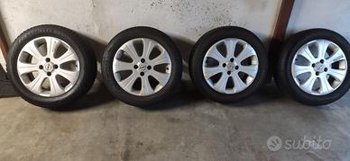 Gomme 4stagioni 16"con cerchi opel