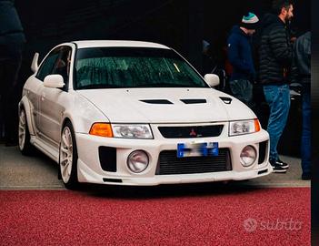 Mitsubishi Lancer Evolution V 