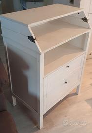 Cassettiera con fasciatoio richiudibile