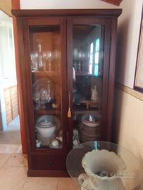 Vetrina in arte povera