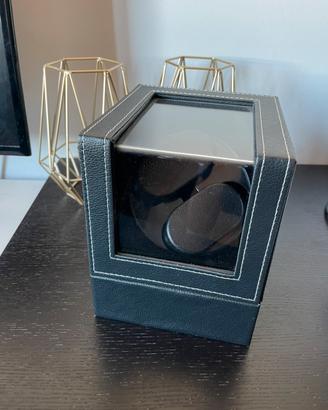 Carica orologi automatici watch winder