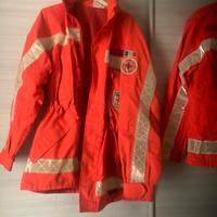 1 giacca e 1 giubot originali croce rossa italiana