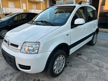 Fiat panda 4x4 1.2 benz 2010!!!