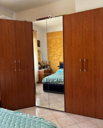 Armadio Ante battenti con cabina ad angolo