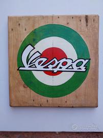pannello in legno dipinto a mano vespa