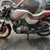 Suzuki KATANA 550