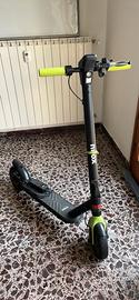 Monopattino elettrico Nilox M1