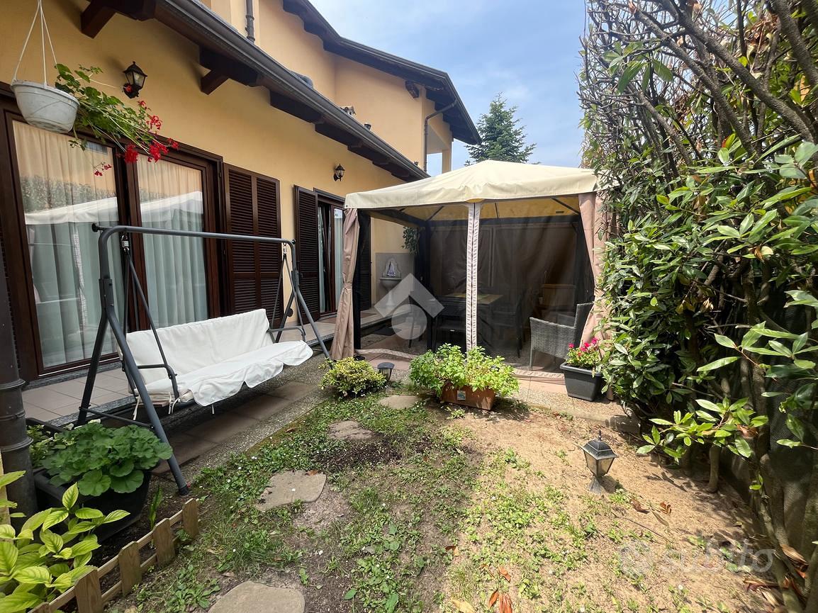 House in San Francesco al Campo, Torino - Vista 2