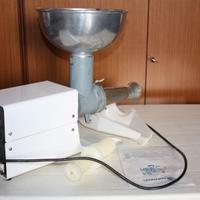 MACCHINA elettrica per PASSATA di POMODORO usata