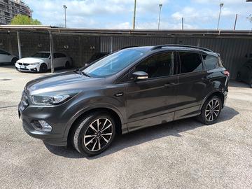 Ford kuga st-line