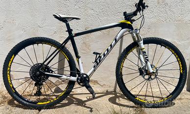 Bici Scott Scale 930