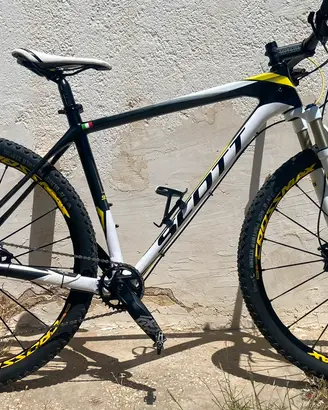 Bici Scott Scale 930