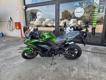 Kawasaki Ninja 1100 SX SE Kit Tourer Incluso Pront