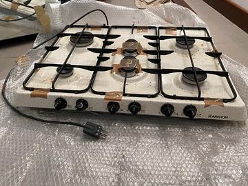 Piano cottura Ariston 6fuochi