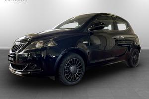 LANCIA Ypsilon 1.0 70cv hybrid Silver 4P