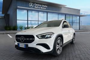 Mercedes-Benz GLA 180 d Automatic Progressive...