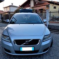 Volvo v50 2010