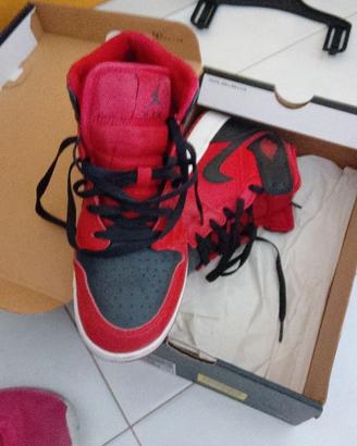 Air Jordan 1 mid
