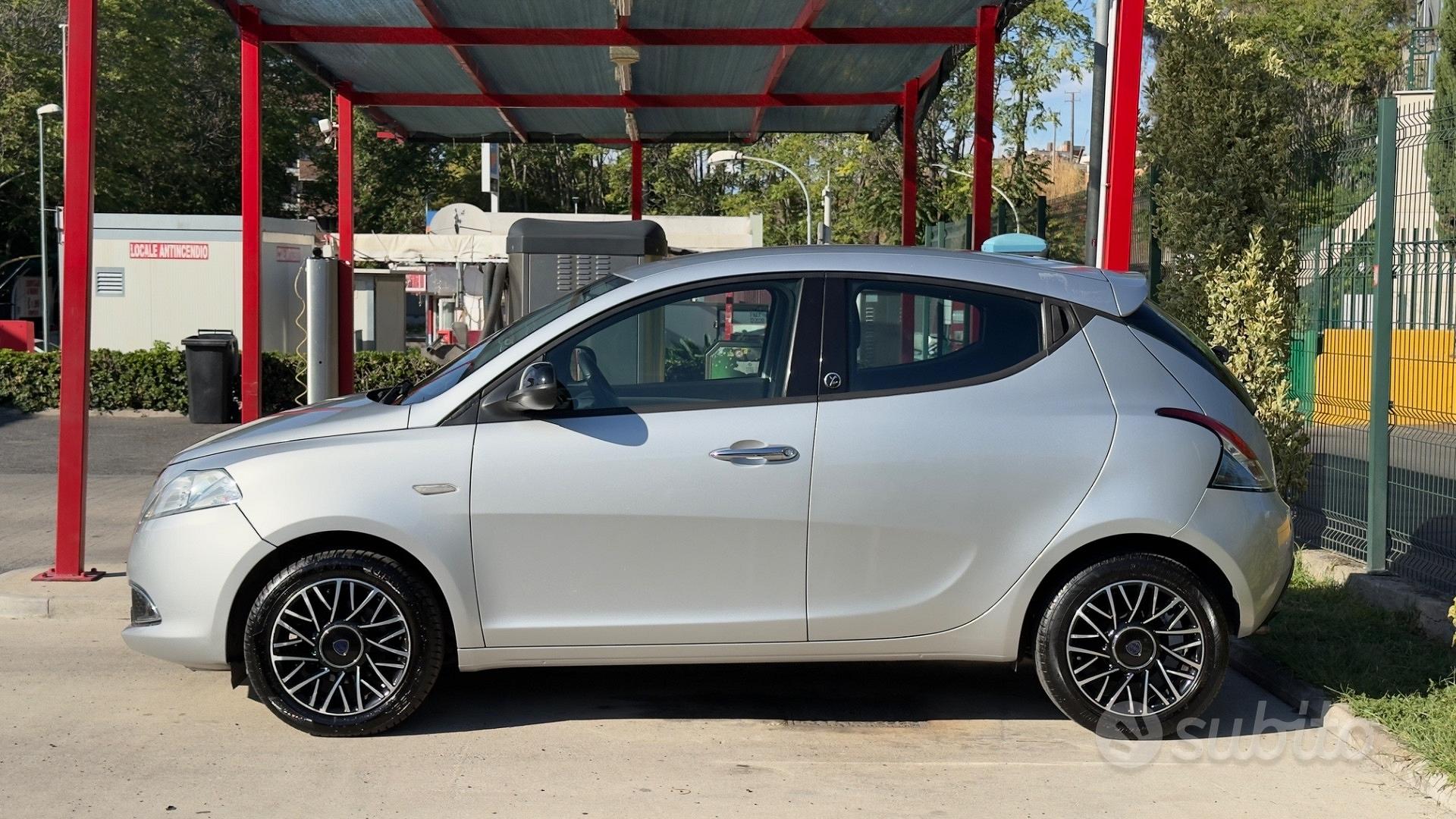 Lancia Ypsilon 2015 photo 3