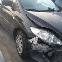 Mazda 5 per ricambi 